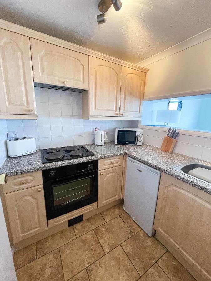 1 Chatsworth Riverscape Apartments - Riverview Apartment In Great Location With Free Parking Overlooking The Gannel Just A Short Walk From Newquays Incredible Beaches And Local Amenities Newquay  Bagian luar foto